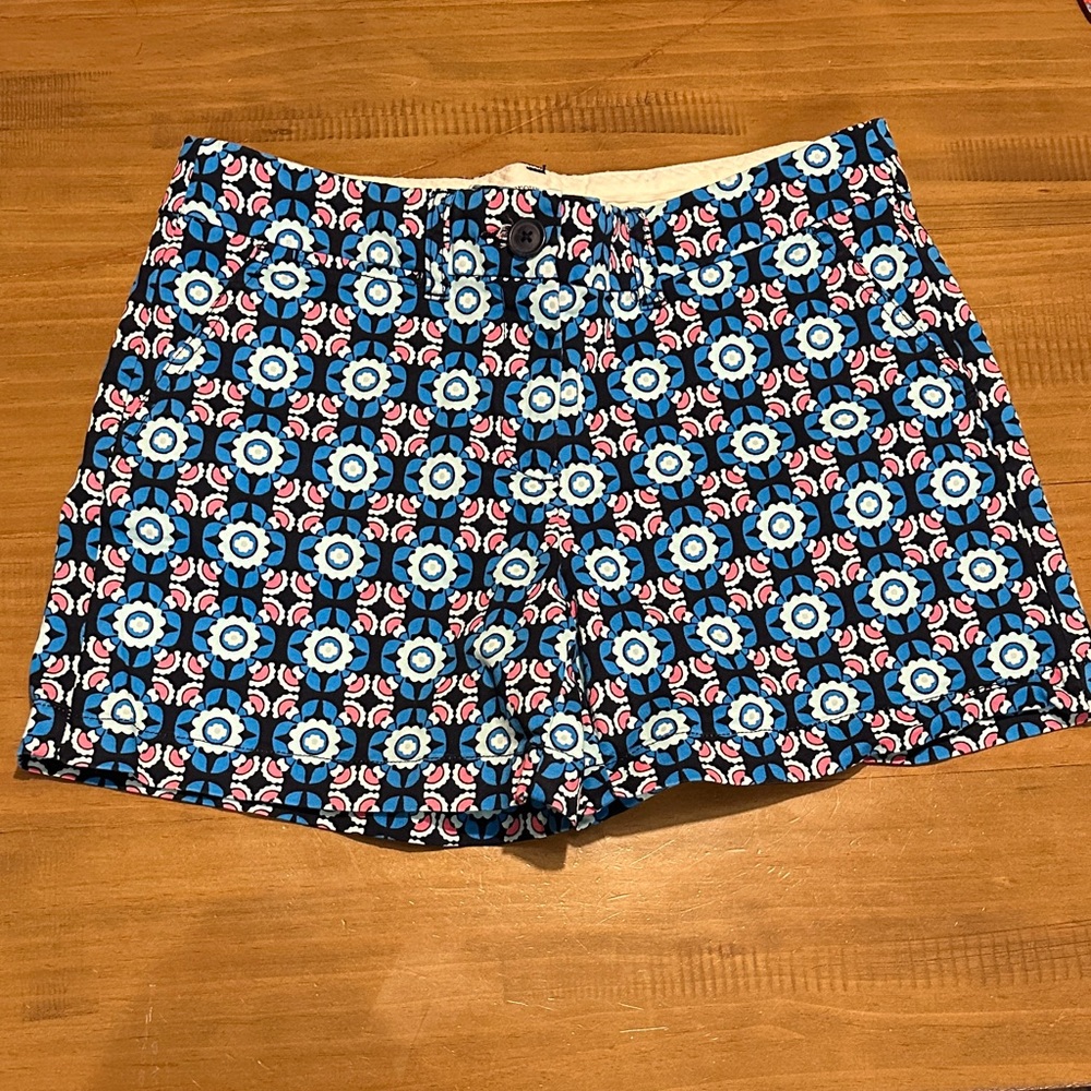 Crown & Ivy Blue and White Patterned Women's Shorts- Bold, Costal, Summer